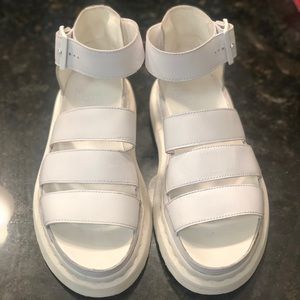 Dr. Martens Clarissa Sandal white